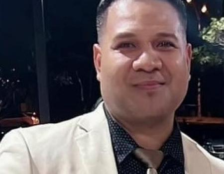 Sia - maui condo team member